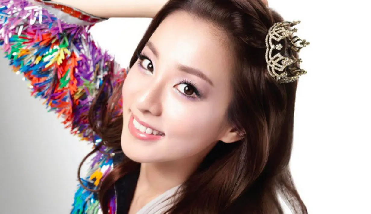 Tidak hanya dikenal sebagai penyanyi, Dara juga kerap bermain dalam film drama. Wajar jika kekayaannya mencapai USD 16 juta. (foto: allkpop.com)