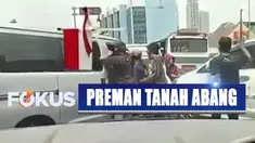 Polisi meringkus preman pemalak pedagang di Pasar Tanah Abang yang sempat viral di media sosial.