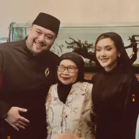 6 Potret Gaya Hijab Cita Citata yang Jadi Sorotan, Diingatkan Tentang Hijrah (Sumber: Instagram/cita_citata)