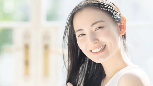 15 Cara Memakai Pewarna Rambut untuk Menutup Uban, Anti Gagal