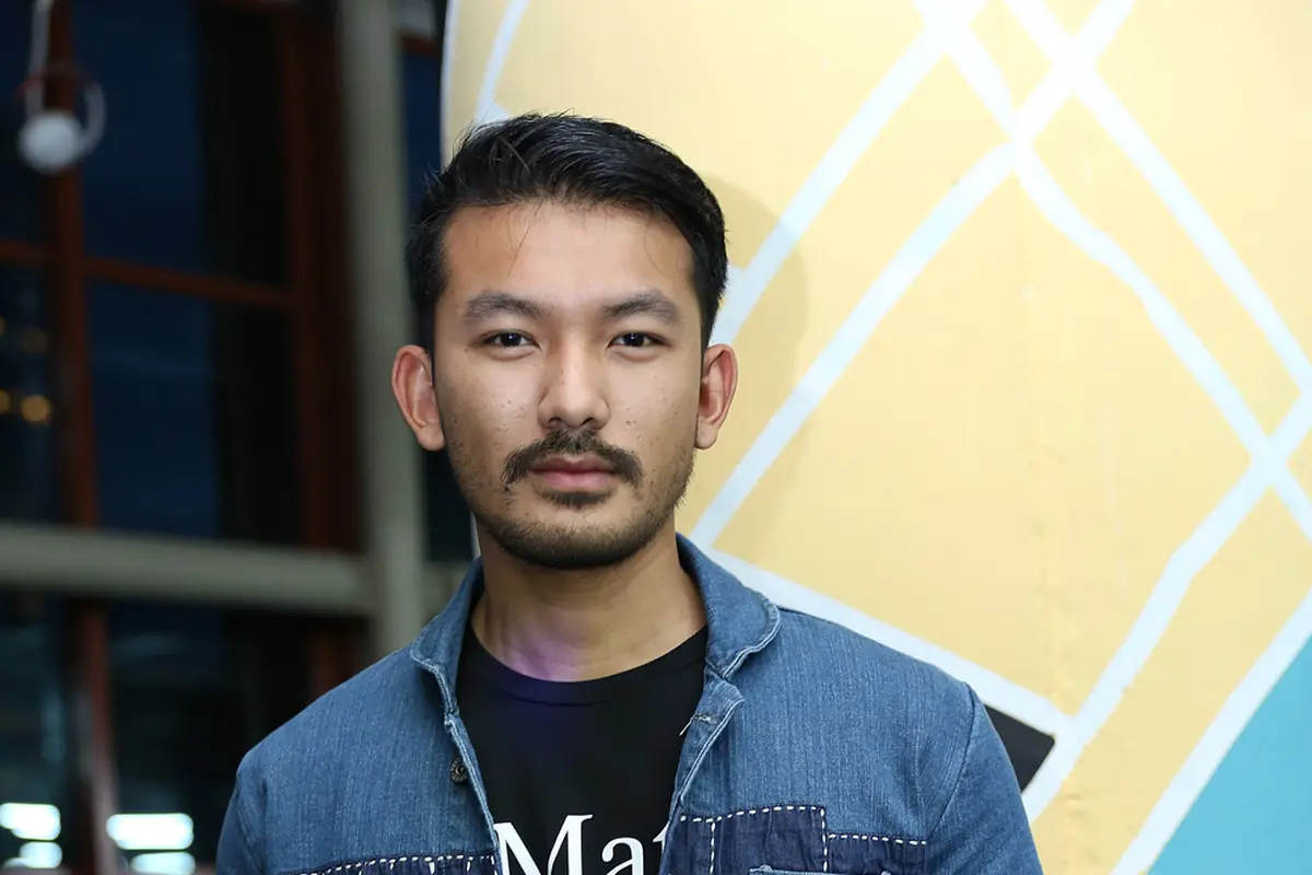 Rio Dewanto 