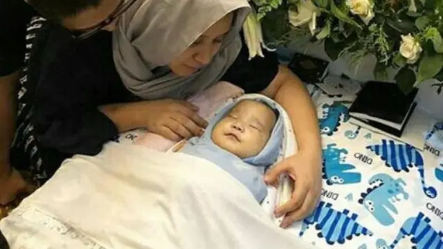 [Bintang] Adam Fabumi Meninggal, Netizen Berduka Lewat #TerimaKasihAdam