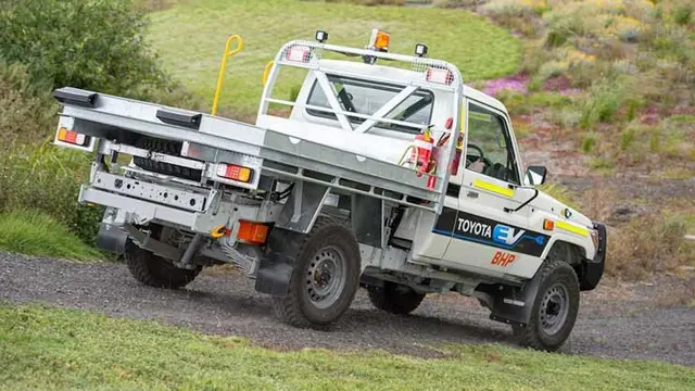 Toyota Land Cruiser 70 Series akan digunakan untuk area tambang (motor1)