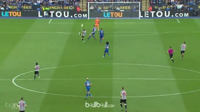 Ayoze Perez menyumbangkan satu gol dan satu assist saat Newcastle mengalahkan Leicester City 2-1. This video is presented by Ballball.
