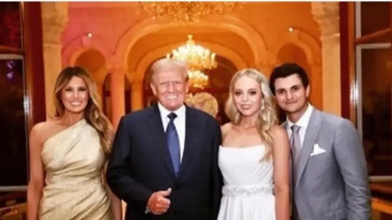 Donald Trump dan Melania Trump bersama Tiffany Trump,dan Michael Boulos