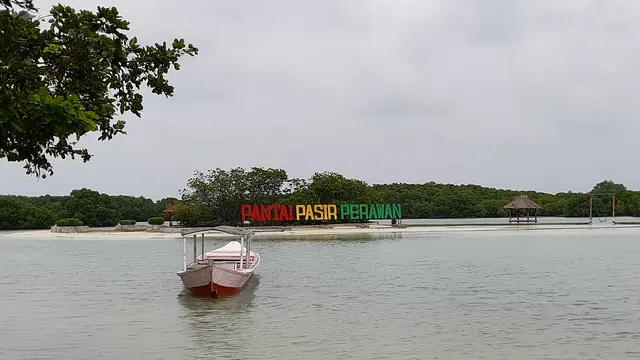 Suara Hati Warga Pulau Pari yang Dikepung Reklamasi Ilegal Korporasi: Kami Ingin Hidup Sejahtera di Pulau Kami Sendiri