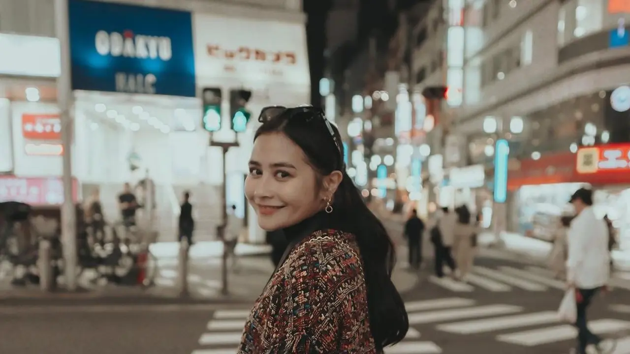 Prilly Latuconsina