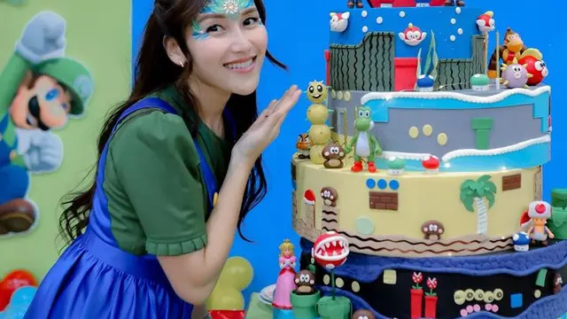 Ayu Ting Ting Kompak dengan Bilqis Saat Rayakan Ulang Tahun Keponakan Ke-2. [@ayutingting92]