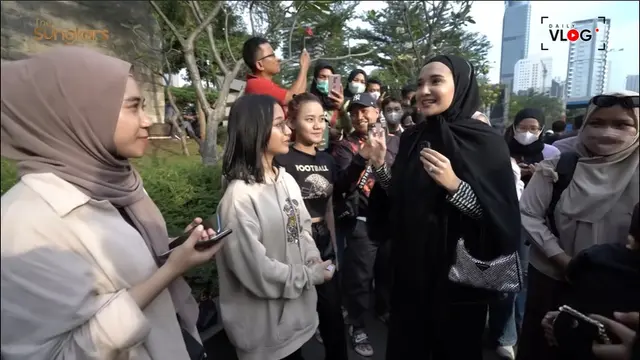 [Fimela] Zaskia Sungkar di CFW