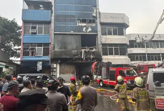 Kebakaran Gedung PT Terra Drone di Cempaka Baru, Cempaka Putih, Jakarta Putih. (Liputan6.com/Ady Anugrahadi)