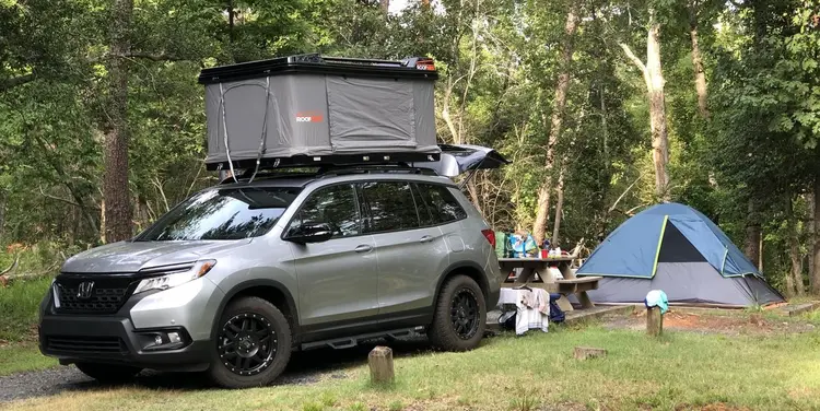 10 Potret Car Camping, Menikmati Alam Bersama Mobil Kesayangan - Mobil