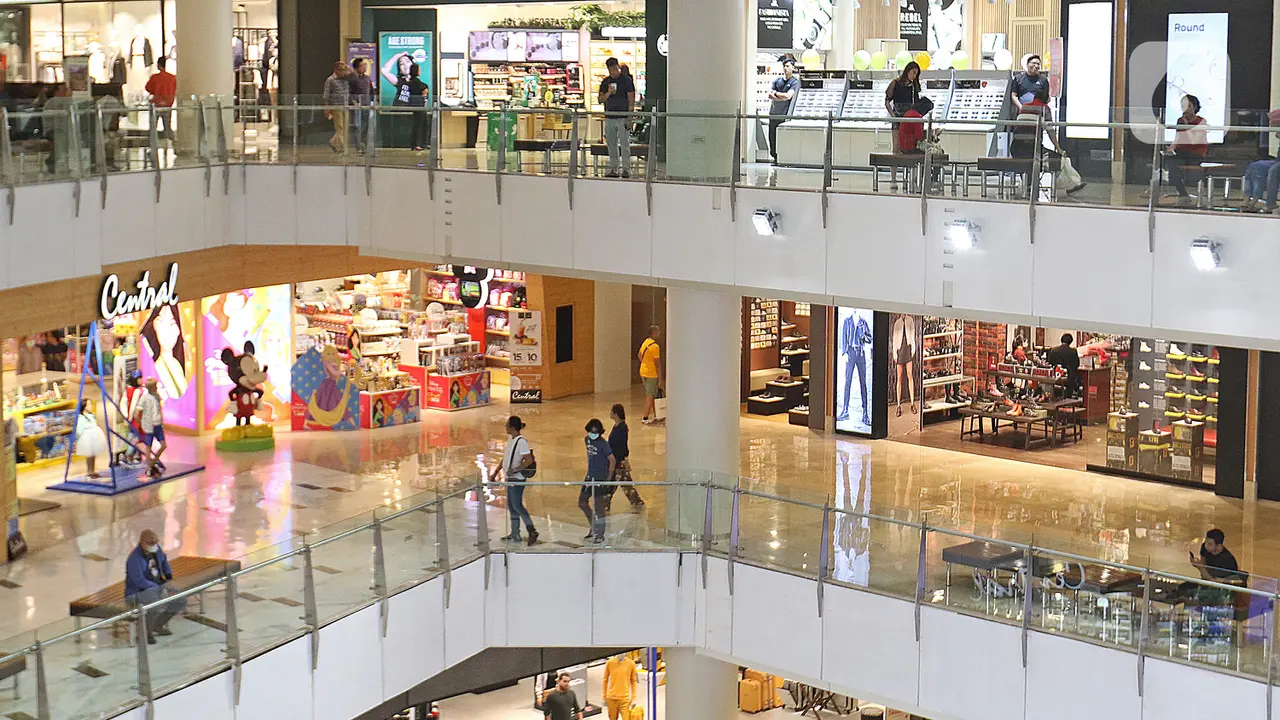 Pengunjung Mal Grand Indonesia Masih Normal di Tengah Virus Corona