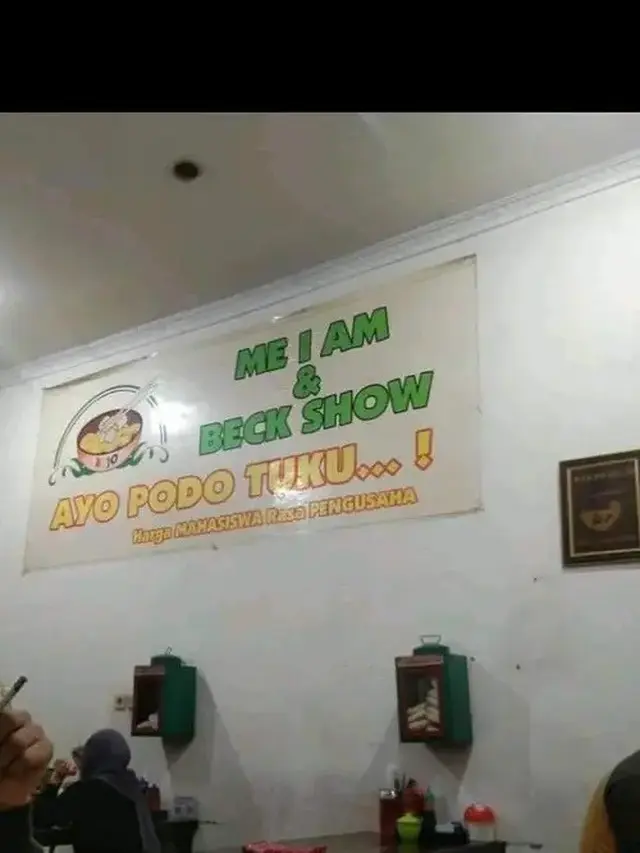 6 Tulisan Kocak di Warung Bakso Ini Bikin Geleng Kepala