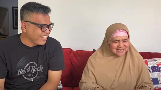 Empat Kali Diisukan Meninggal Dunia, Ini 6 Momen Abdel Kunjungi Mamah Dedeh