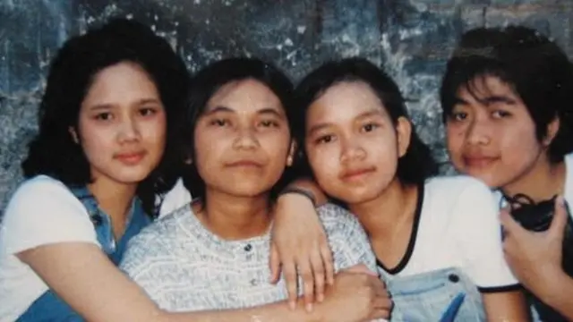 6 Foto Lawas Mulan Jameela Saat Awal Karier, Curi Perhatian