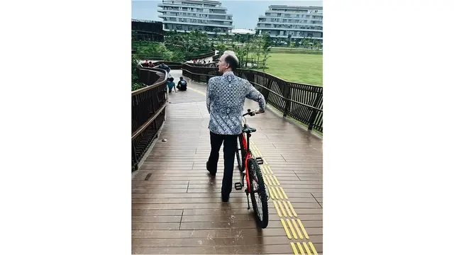Marc Gerritsen Duta Besar Belanda Santai Bersepeda Keliling IKN