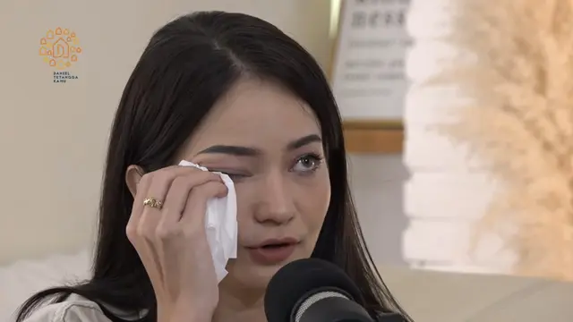 [Fimela] Enzy Storia