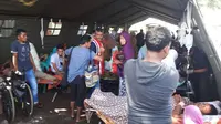 Evakuasi korban gempa di Pidie Jaya Aceh. (Foto/Epi Polem)