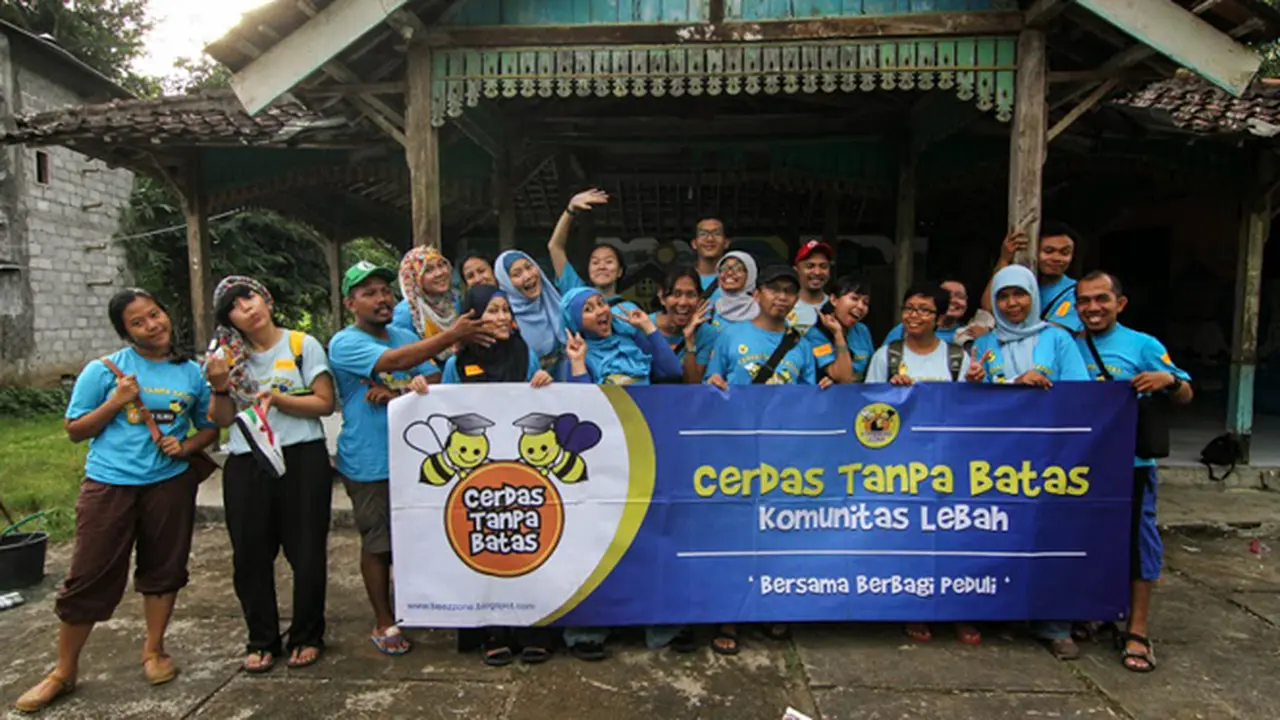 Komunitas Lebah, Ajak Belajar Berbagi Bersama 