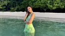 Natasha Wilona diketahui menikmati momen berenang serta berjemur di pantai. Dirinya juga membagikan foto tanpa makeup saat berada di Raja Ampat. (Liputan6.com/IG/@natashawilona12)