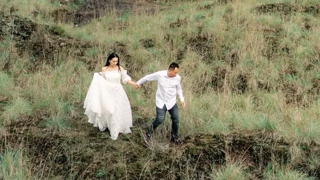 Vicky Prasetyo dan Kalina Oktarani