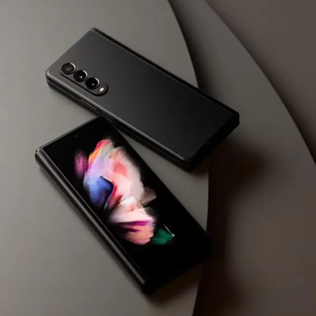 Samsung Galaxy Z Fold3 5G