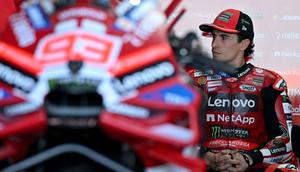 Pembalap Spanyol Marc Marquez dari Tim Ducati Lenovo di Sirkuit Internasional Chang di Buriram, Thailand, Minggu, 1 Maret 2026. (AP Photo/Kittinun Rodsupan)