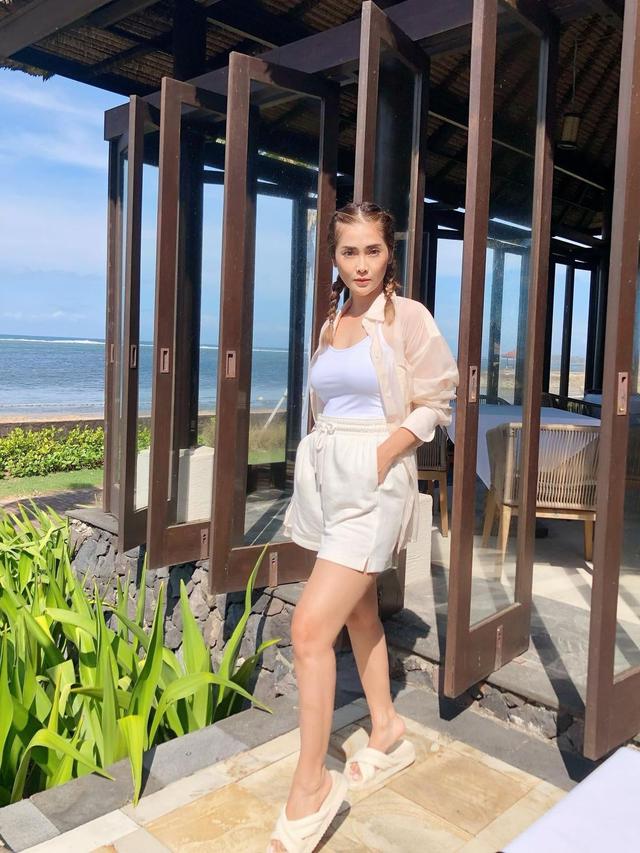 Eva Anindita selalu tampak awet muda (Instagram/eva_anindita_zachrie)