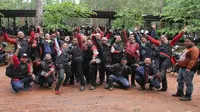 Ribuan Biker Pesta di Hutan Pinus Imogiri