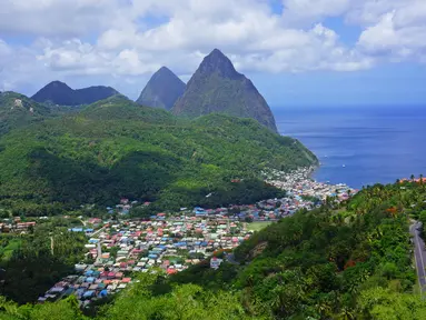 Saint Lucia, negara kepulauan di Karibia bagian timur yang berbatasan dengan Samudra Atlantik seluas 620 km persegi memiliki jumlah penduduk lebih dari 187 ribu jiwa. (iStockpoto/Lucia Santiagoflorezr)