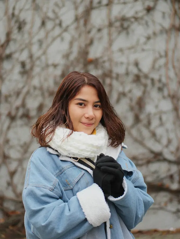 Pesona Cantik Alami Adinda Thomas