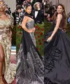 Sejumlah selebriti tampil memukau di gelaran Met Gala 2022 yang mengusung tema “In America: An Anthology of Fashion“ dengan fokus utama "Gilded Glamour”. Mulai dari Nicki Minaj hingga Alicia Keys, berikut potret busana terbaik mereka!