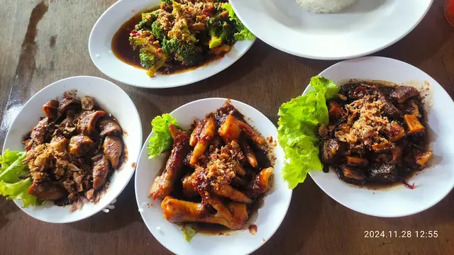 Rekomendasi Tempat Makan Gongso di Solo