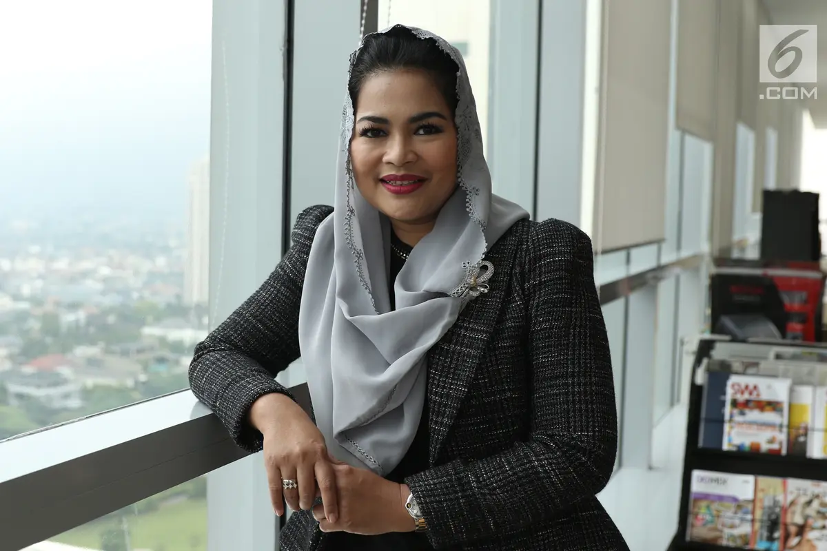 Calon Wakil Gubernur Jawa Timur Puti Guntur