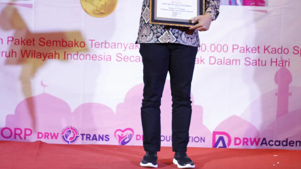Founder DRW Skincare Dokter Wahyu Triasmara
