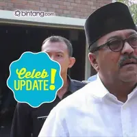 Usia yang tidak lagi muda, membuat Rano Karno banyak merenung di lebaran tahun ini. 