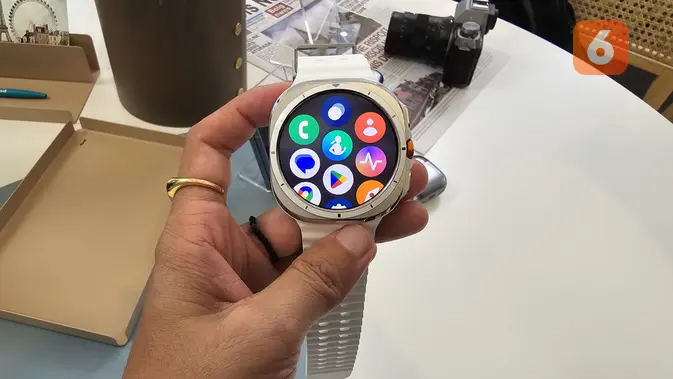 Samsung Luncurkan Galaxy Watch 8 Bareng Z Fold7 dan Z Flip7