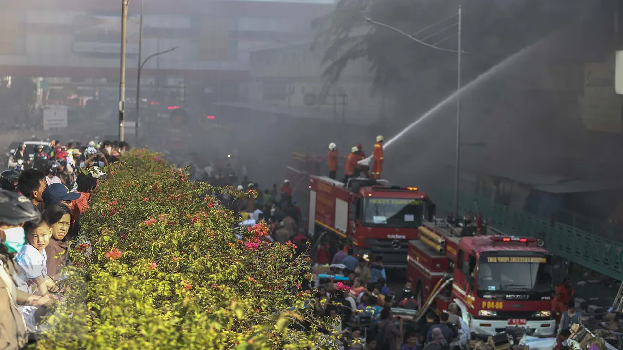20170119-Kebakaran Pasar Senen-Jakarta 