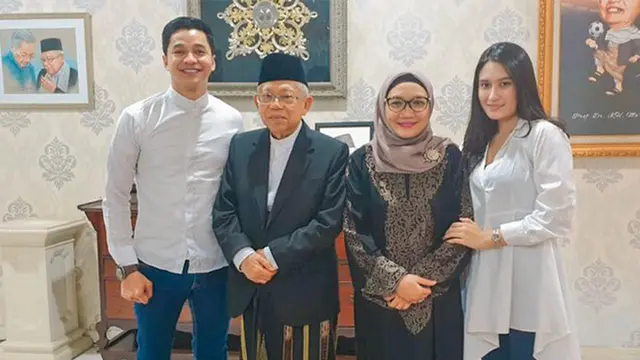 Segera Menikah, 7 Potret Kebersamaan Angbeen Rishi dan Adly Fairuz