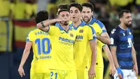 Villarreal bisa dibilang berstatus tim kuda hitam dalam beberapa musim terakhir di La Liga Spanyol. Hal ini tentu tak lepas dari sepak terjang beberapa penggawa Yellow Submarine alias Tim Kapal Selam Kuning yang sering membuat kejutan terhadap lawan-lawannya dengan torehan hattrick. Dalam empat musim terakhir tarcatat ada 5 pemain Villarreal yang sukses mencatatkan hattrick di La Liga. Siapa saja? Ini dia daftarnya. (AFP/Jose Jordan)