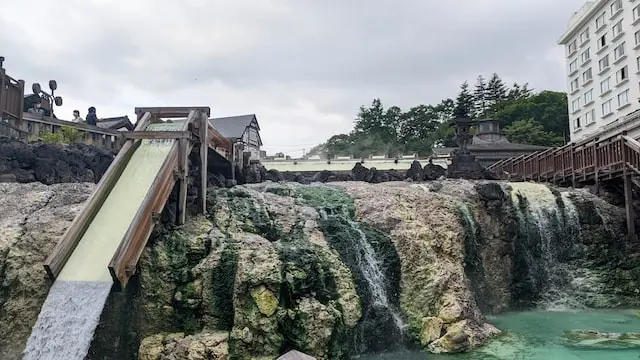 Ilustrasi Onsen, Pemandian Air Panas