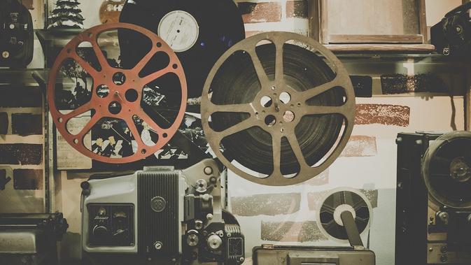 Mengenal Drama Dan Jenis Jenisnya Berdasarkan Bentuk Penyampaian Ragam Bola Com