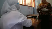 ilustrasi sebuah SMA di Jawa Timur menggelar uji coba pengajaran tatap muka di masa pandemi covid 19