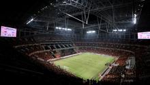 Suasana pertandingan dari atas tribun penonton saat laga persahabatan antara Persija Jakarta menghadapi Chonburi FC dalam rangka Grand Launching Jakarta International Stadium (JIS), Minggu (24/7/2022). (Bola.com/M Iqbal Ichsan)