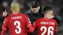 <p>Jurgen Klopp. Pelatih asal Jerman berusia 54 tahun yang kini menjalani musim ke-7 bersama Liverpool ini akan adu taktik dengan Carlo Ancelotti di laga final keempatnya di Liga Champions. Di 3 laga final sebelumnya, 1 kali dilakoninya bersama Borussia Dortmund pada musim 2012/2013 dan 2 kali bersama Liverpool di musim 2017/2018 dan 2018/2019. Hanya di musim 2017/2018 ia meraih gelar juara bareng The Reds, sementara dua laga final lainnya berujung kekalahan. (AFP/Oli Scarff)</p>