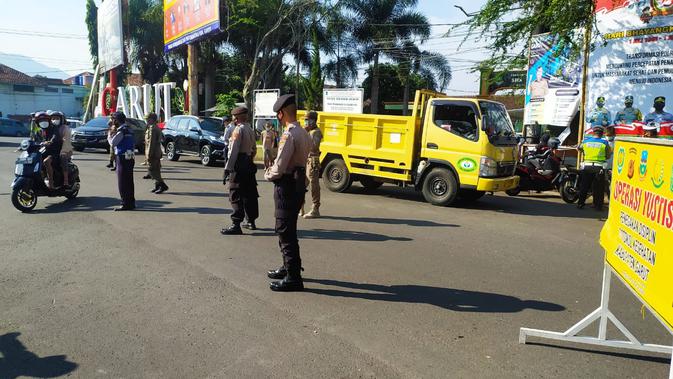 Polri Ancam Pidana Bagi Pelanggar PPKM Darurat - Vimarsana News