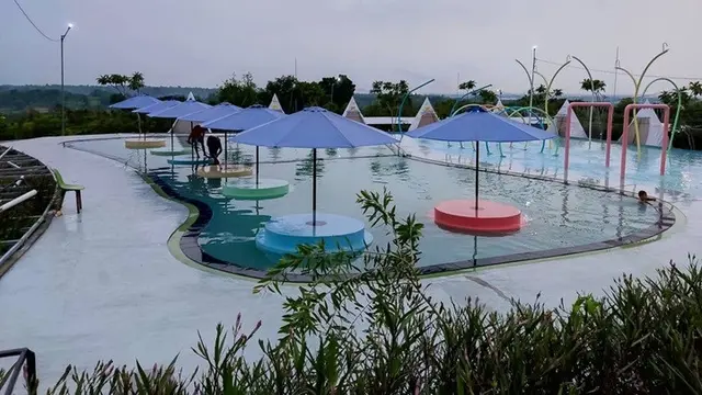 Wisata Bukit Kayoe Putih