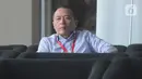 Mantan Presiden Direktur PT Lippo Cikarang Bartholomeus Toto berada di ruang tunggu sebelum pemeriksaan di gedung KPK, Jakarta, Rabu (20/11/2019). Toto diperiksa sebagai tersangka kasus suap pengurusan perizinan proyek pembangunan Meikarta di Kabupaten Bekasi, Jawa Barat. (merdeka.com/Dwi Narwoko)