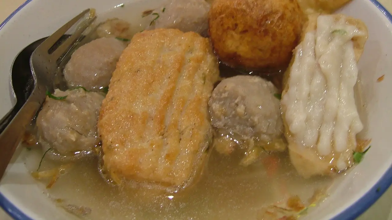 Cara Membuat Bakso Tahu Kuah Simpel