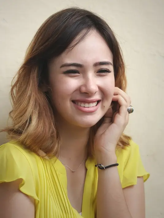 "Mungkin karena itu (sibuk). Memang lagi enak sahabatan sih. Kita memang lagi sama-sama sibuk," kata Pamela yang belum tahu apakah akan menyambung kembali kisah cintanya dengan Joshua. (Bambang E. Ros/Bintang.com)